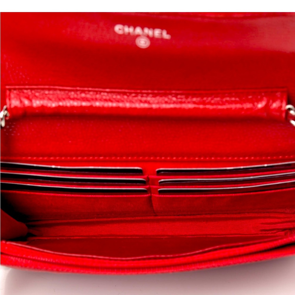 Caviar quilter CHANEL WOC (red) - Picture 6 of 8